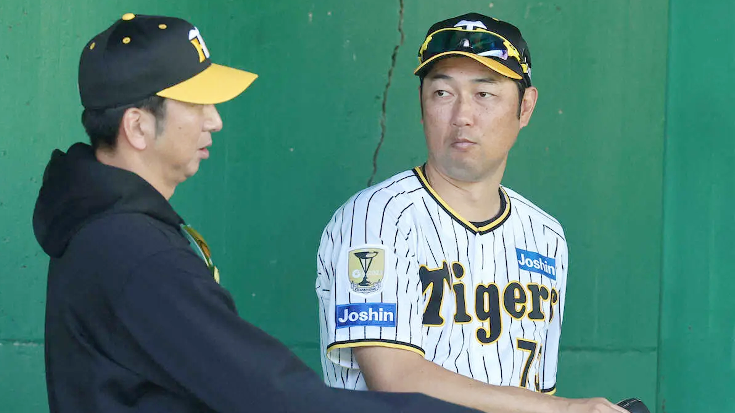 金村暁 氏 が韓国ロッテ投手総括コーディネーターに就任。元阪神投手コーチが最強ブルペン陣を形成するために新天地へ。