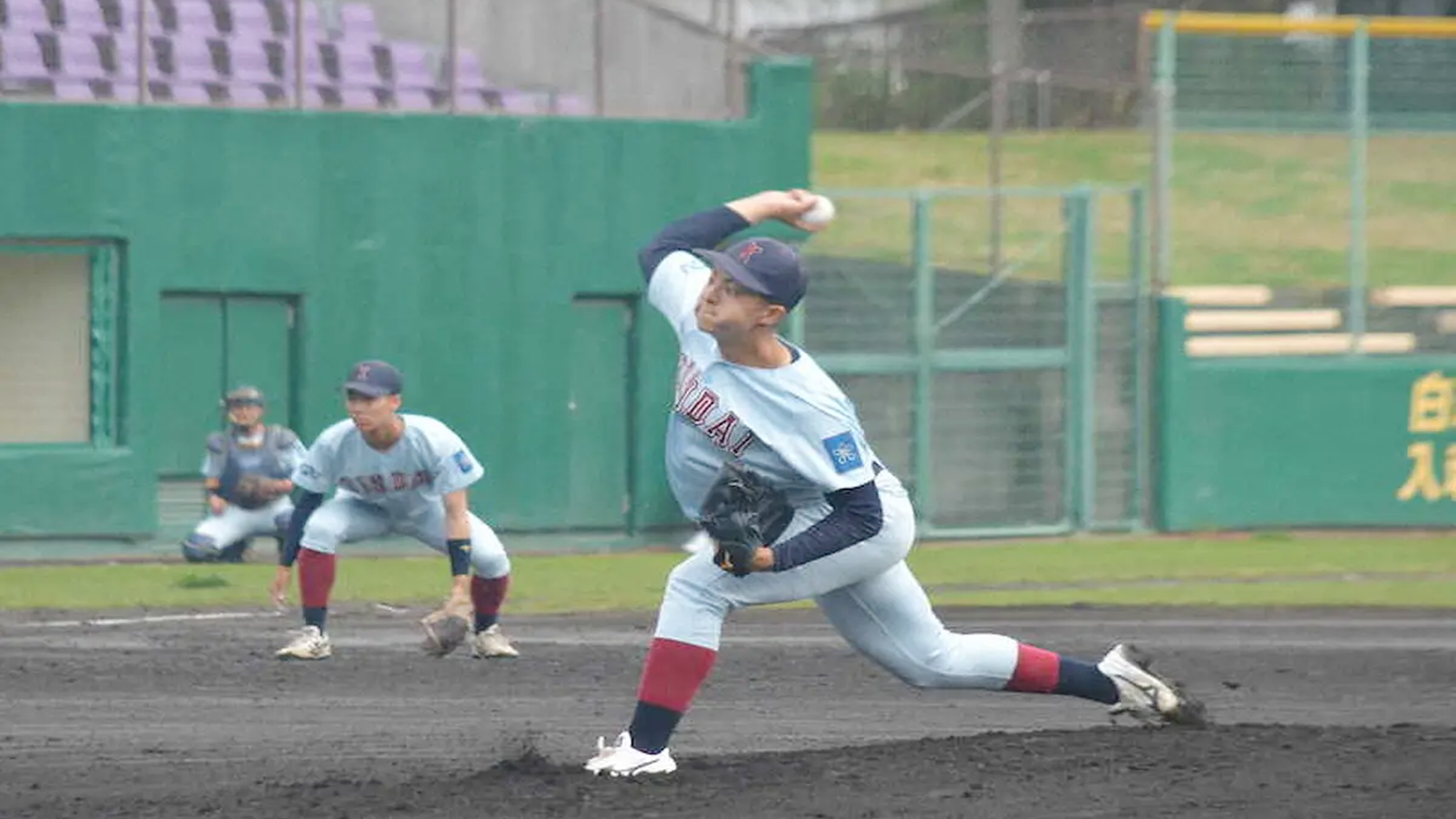 【大学野球】近大・宮原廉、雨中の154キロ激投!ドラフト候補右腕が完投で執念のドロー
