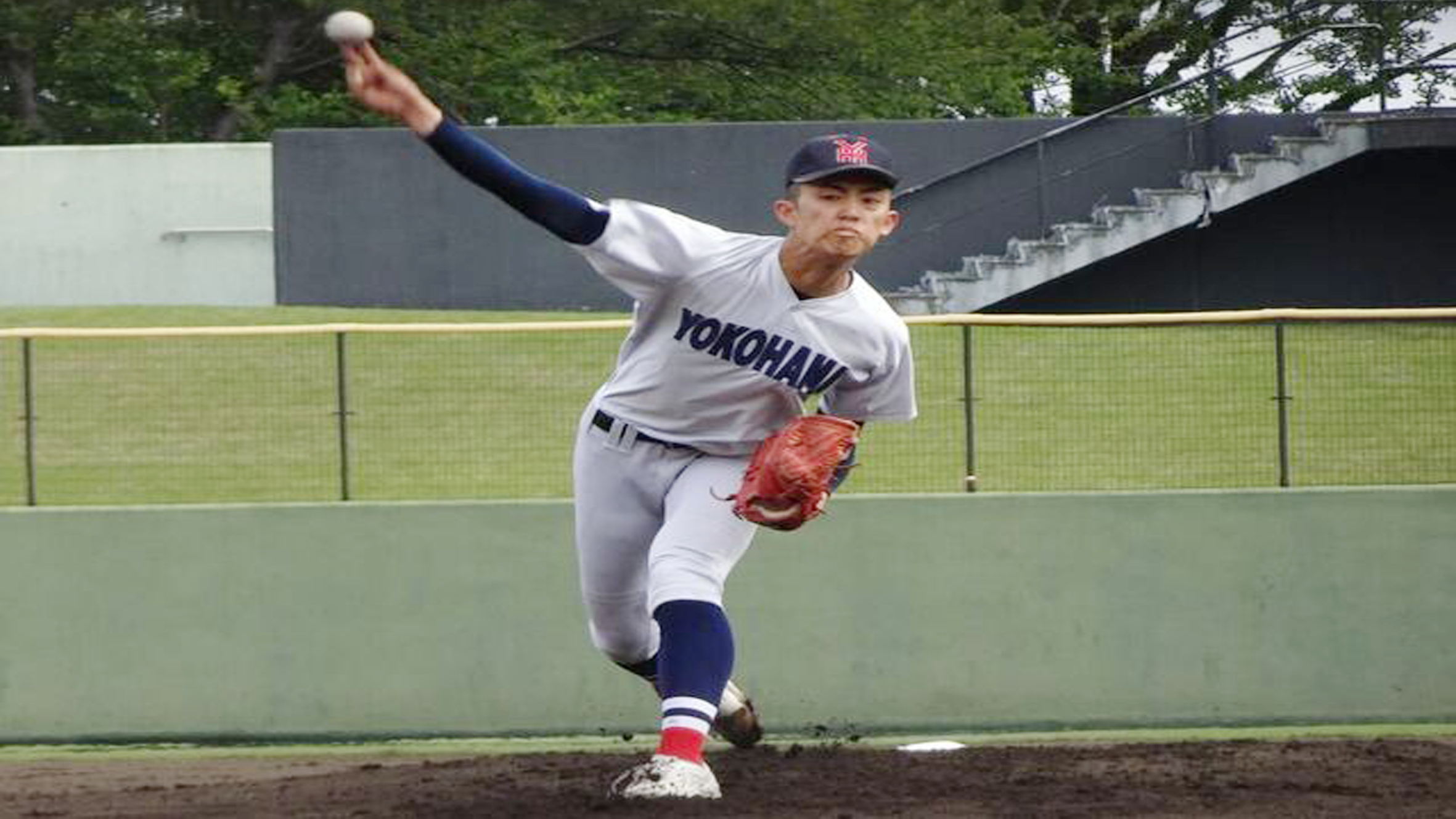 【高校野球】横浜・織田翔希が5球団スカウトの前で完封！最速149キロ＆10K