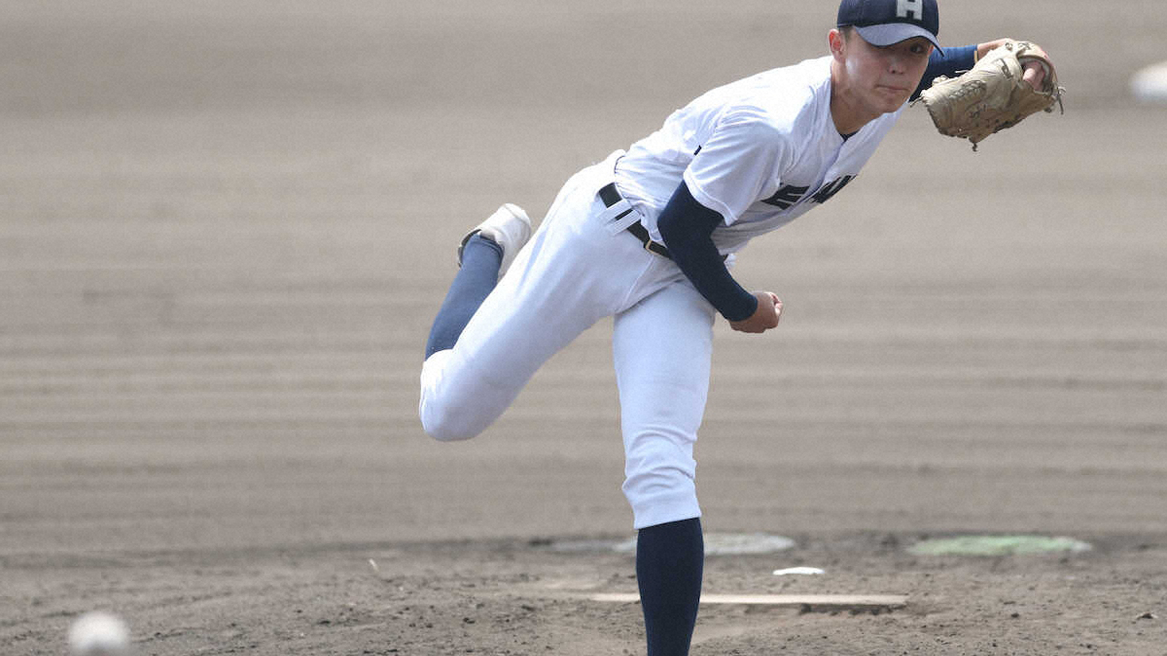 【春季近畿大会】龍谷大平安の川島謙心が報徳相手に5回2失点！12球団スカウト集結は神宮・甲子園級